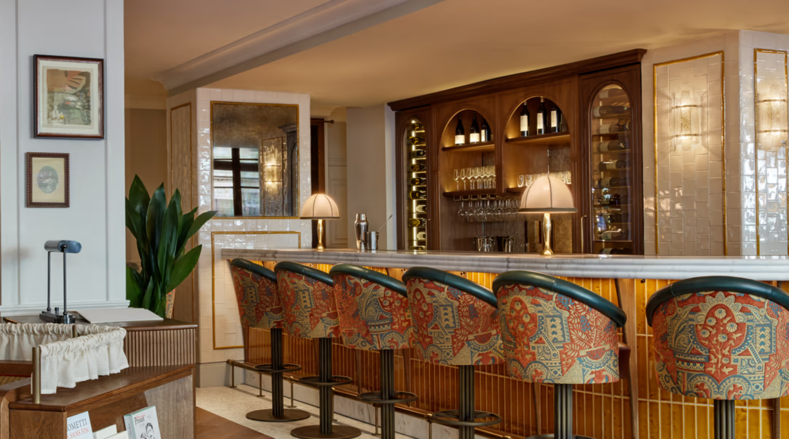 Wine Storage Paris | Bespoke Bar Design at Le Grand Hôtel Cayré